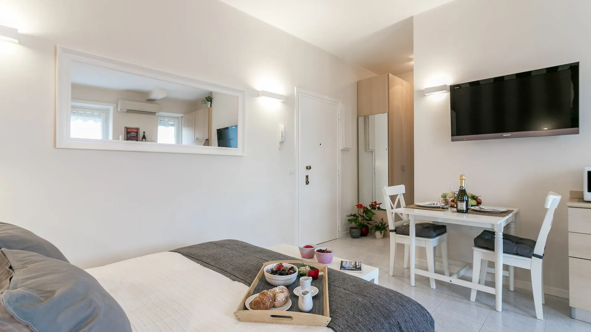 Notami - Violet Home Loreto Milan