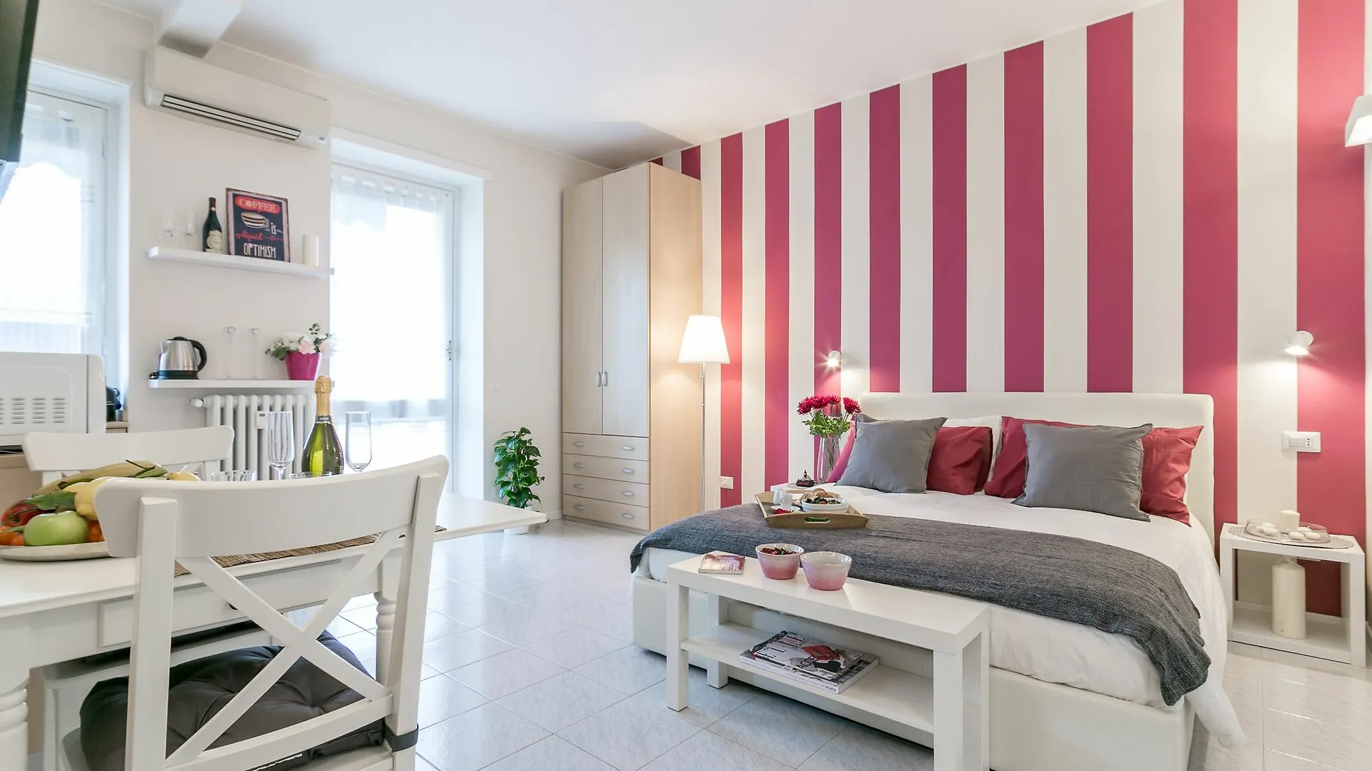 Notami - Violet Home Loreto Milan 0*,